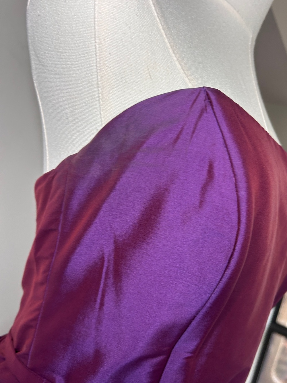 Alfred Sung Iridescent Strapless Taffeta Belted Dress Formal Cocktail Hoco | 12 - Picture 8 of 15